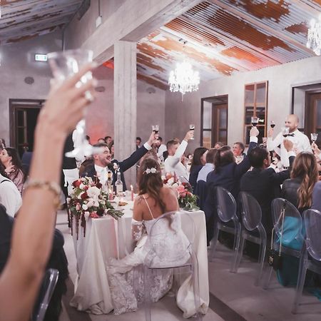 אניירי Agriturismo Podere Tovari מראה חיצוני תמונה